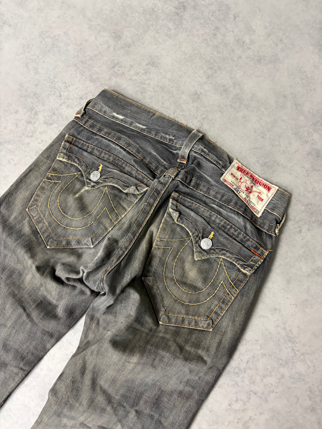 LEVIS BOOTCUT JEANS (M)