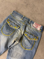 TRUE RELIGION STRAIGHT JEANS (M)