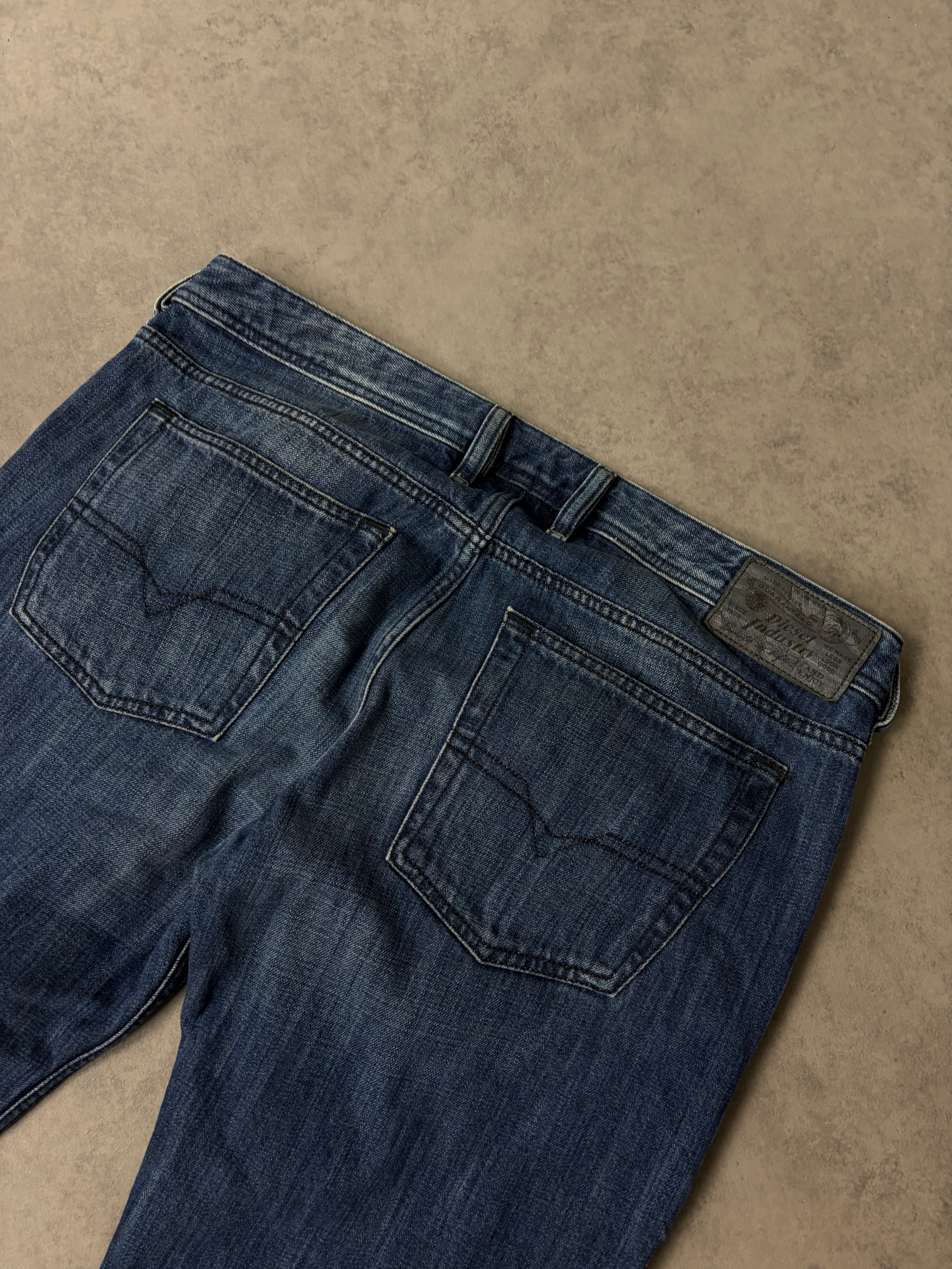 DIESEL BAGGY JEANS (S)