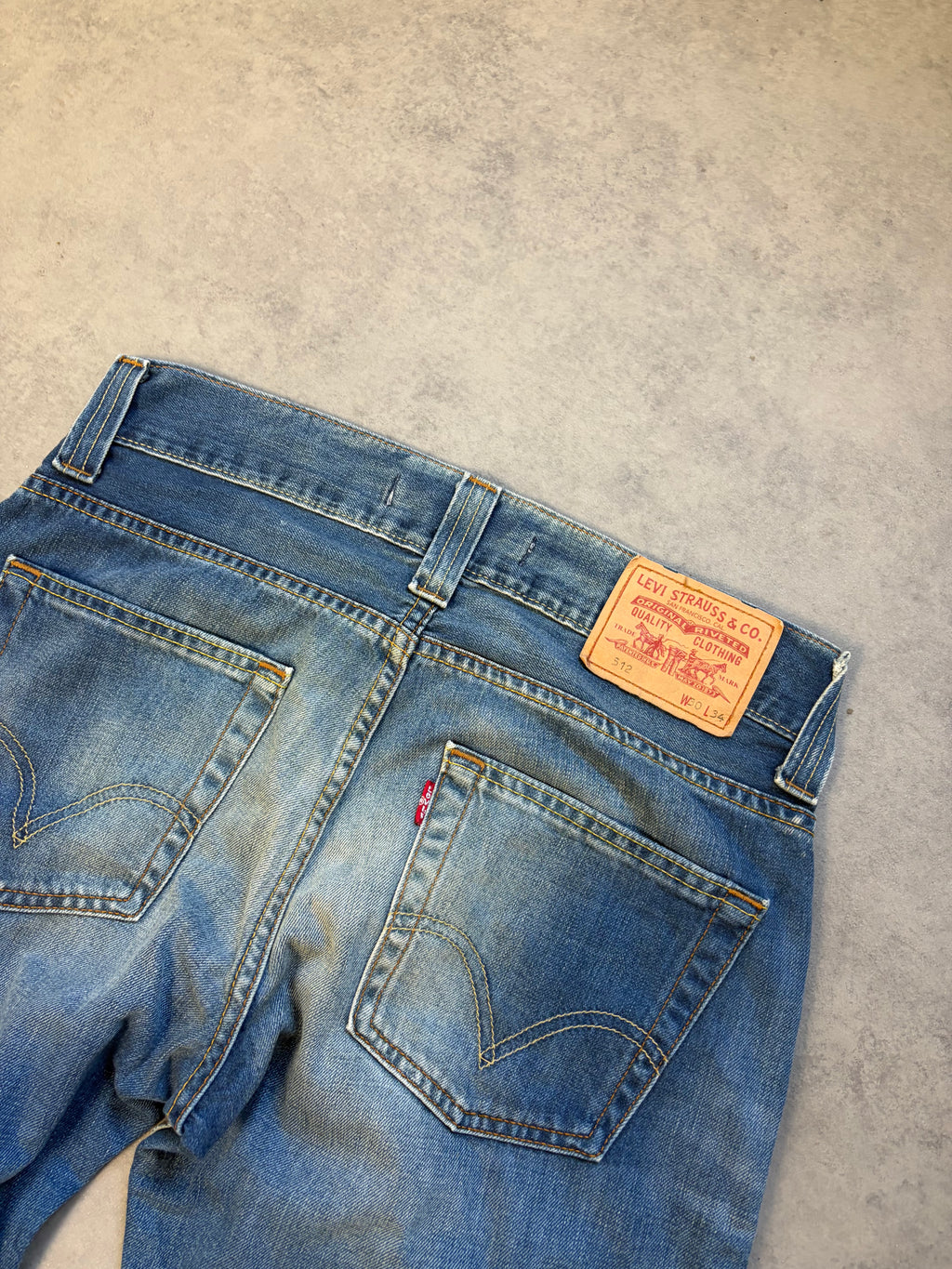 Levis 512 Bootcut Jeans (M)