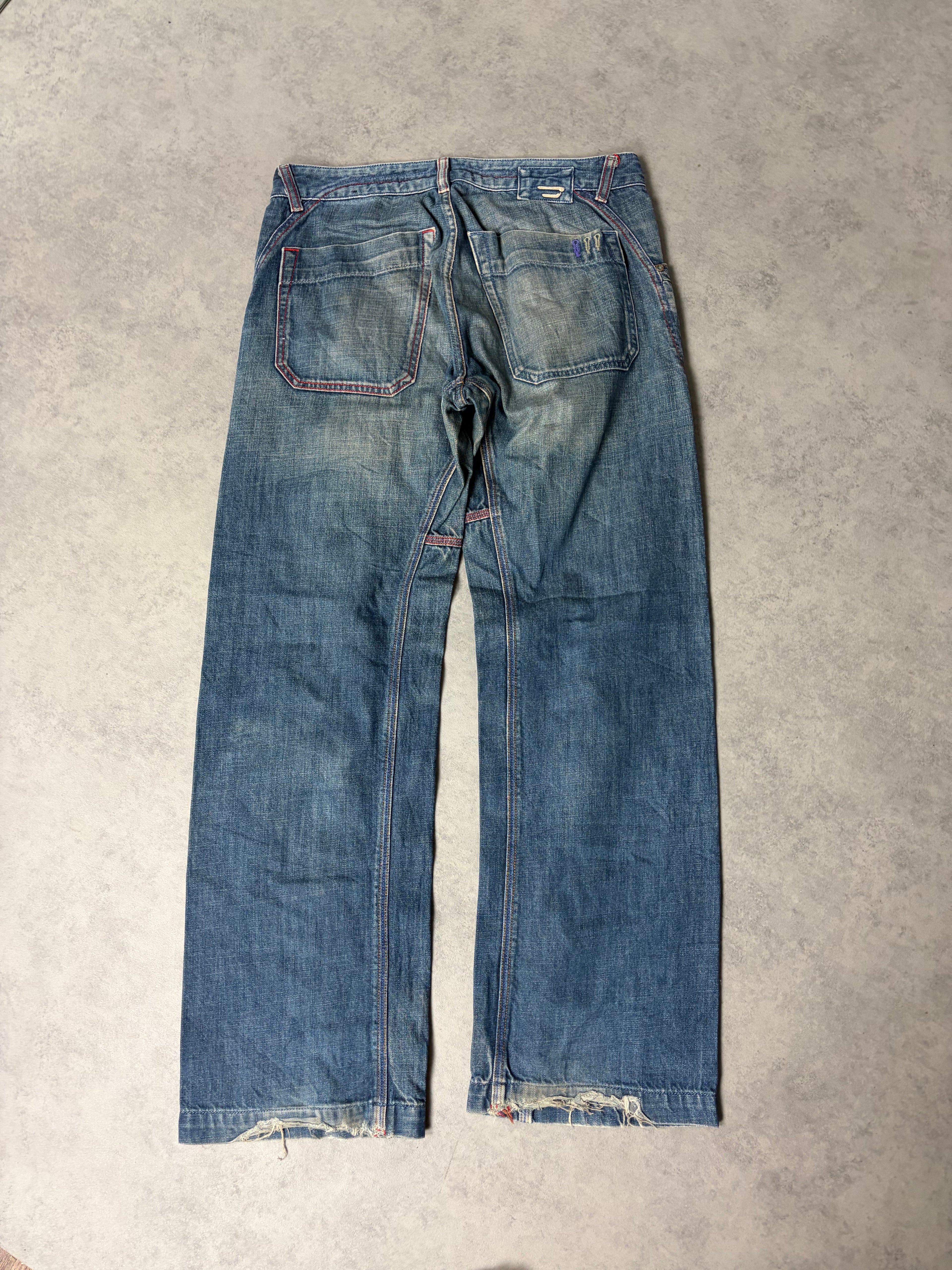 DIESEL JEANS STRAIGHT (M)