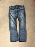 TRUE RELIGION JEANS (L)