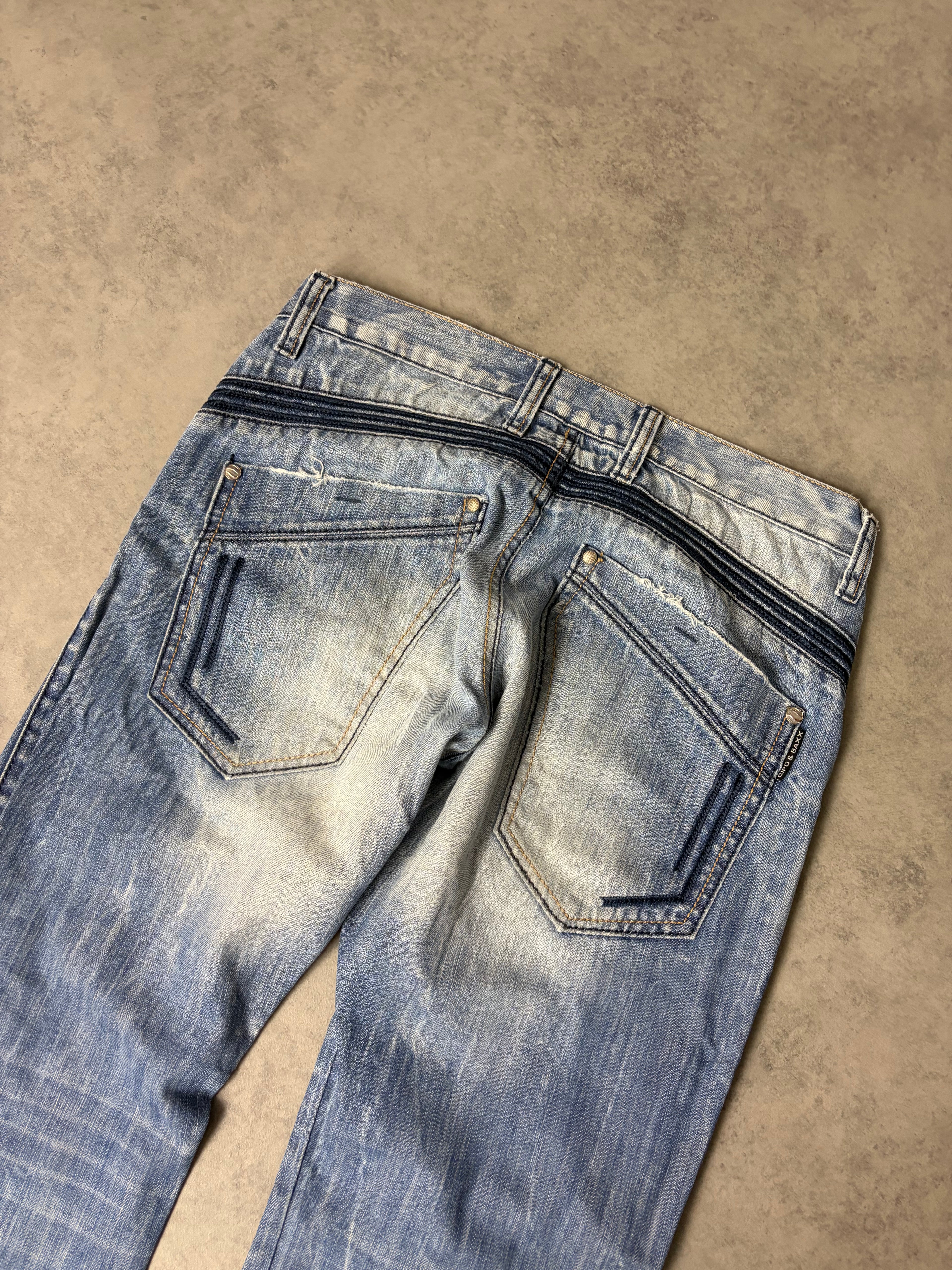 Wasched Bootcut Jeans (S)