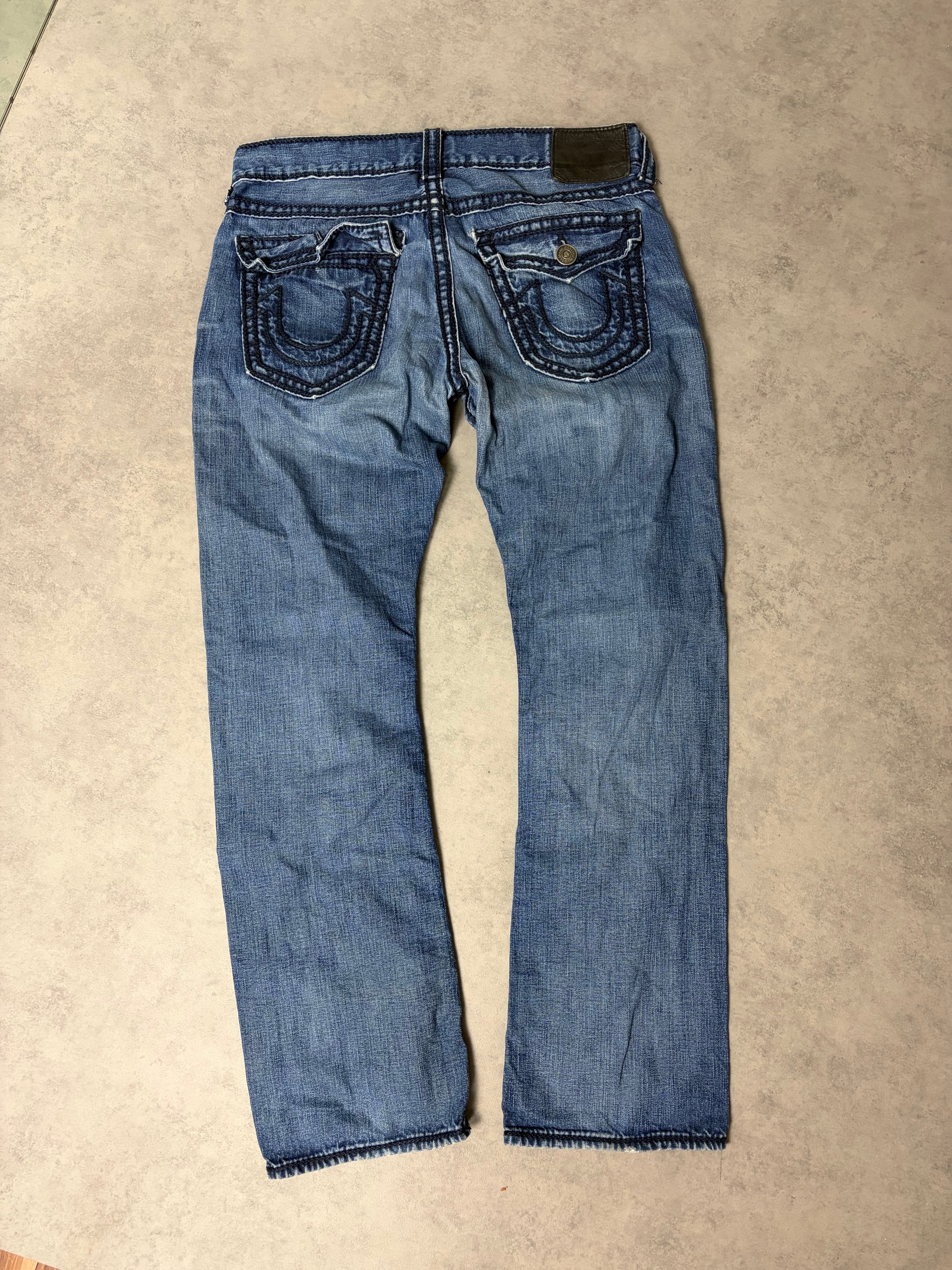 TRUE RELIGION JEANS (L)