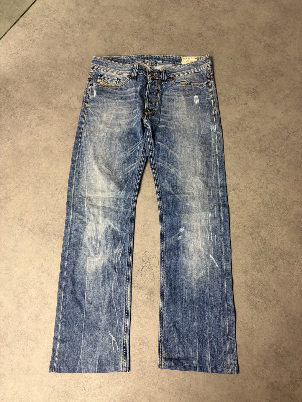 DIESEL BOOTCUT JEANS (S)