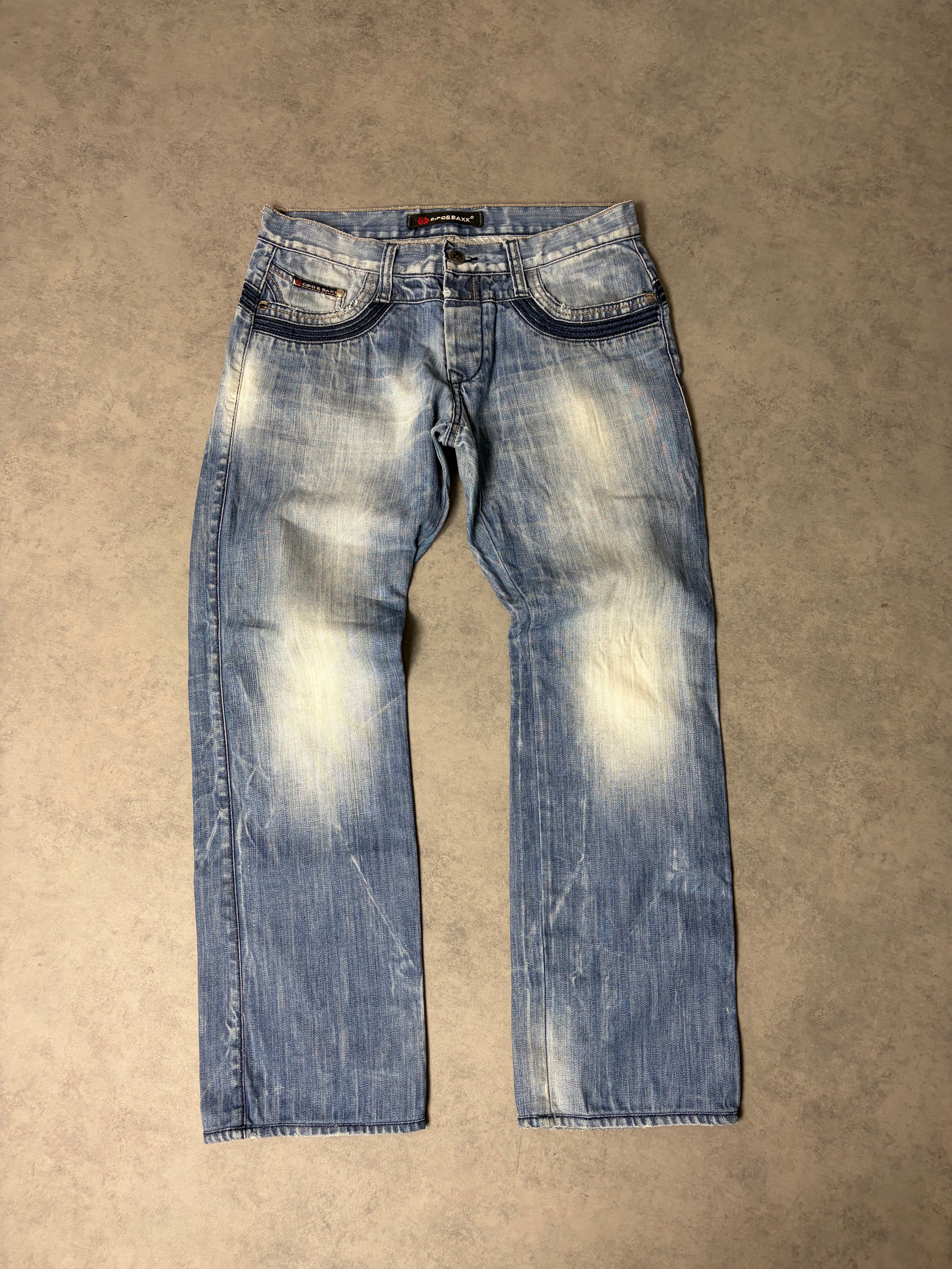 Wasched Bootcut Jeans (S)
