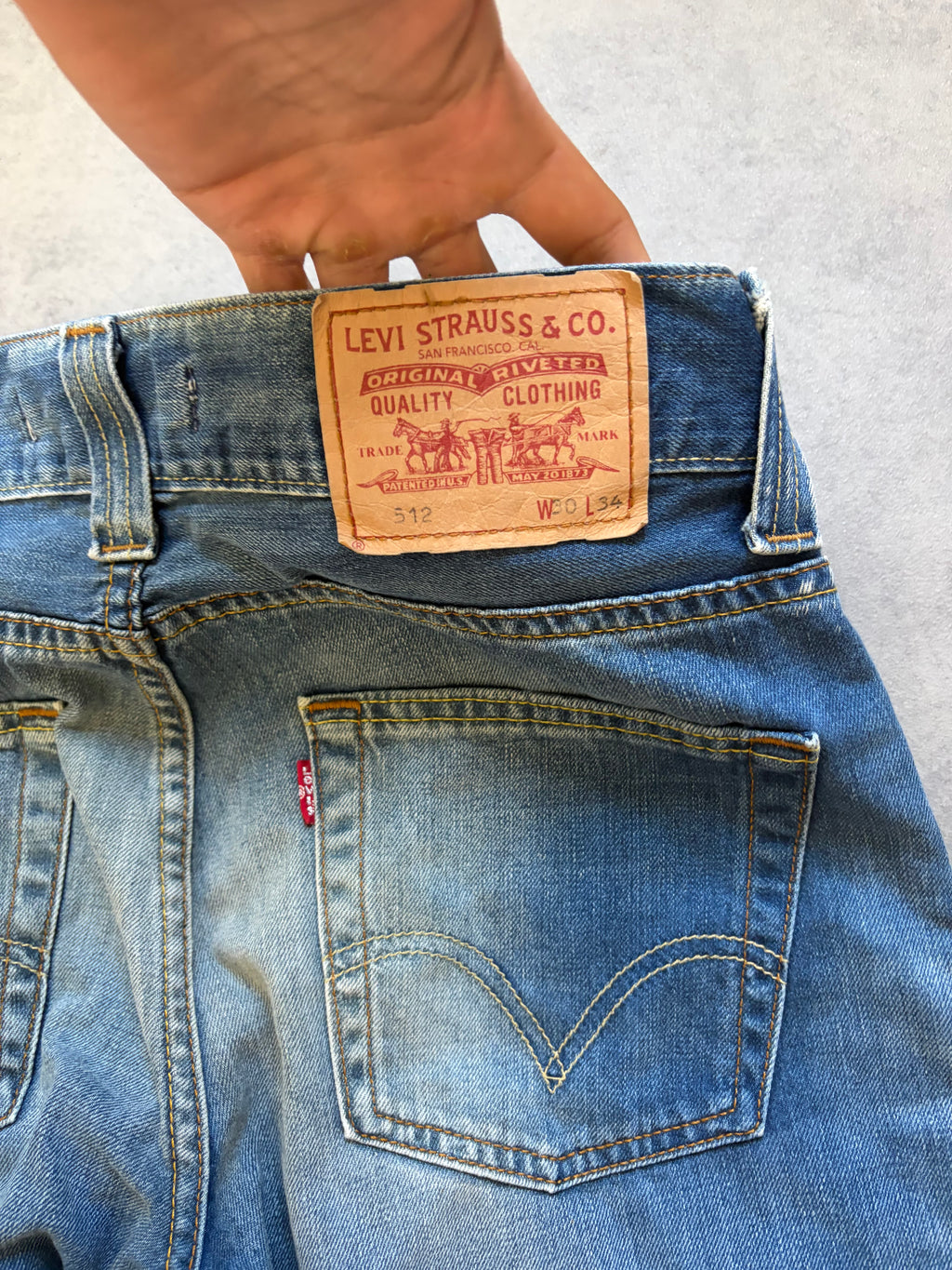 Levis 512 Bootcut Jeans (M)