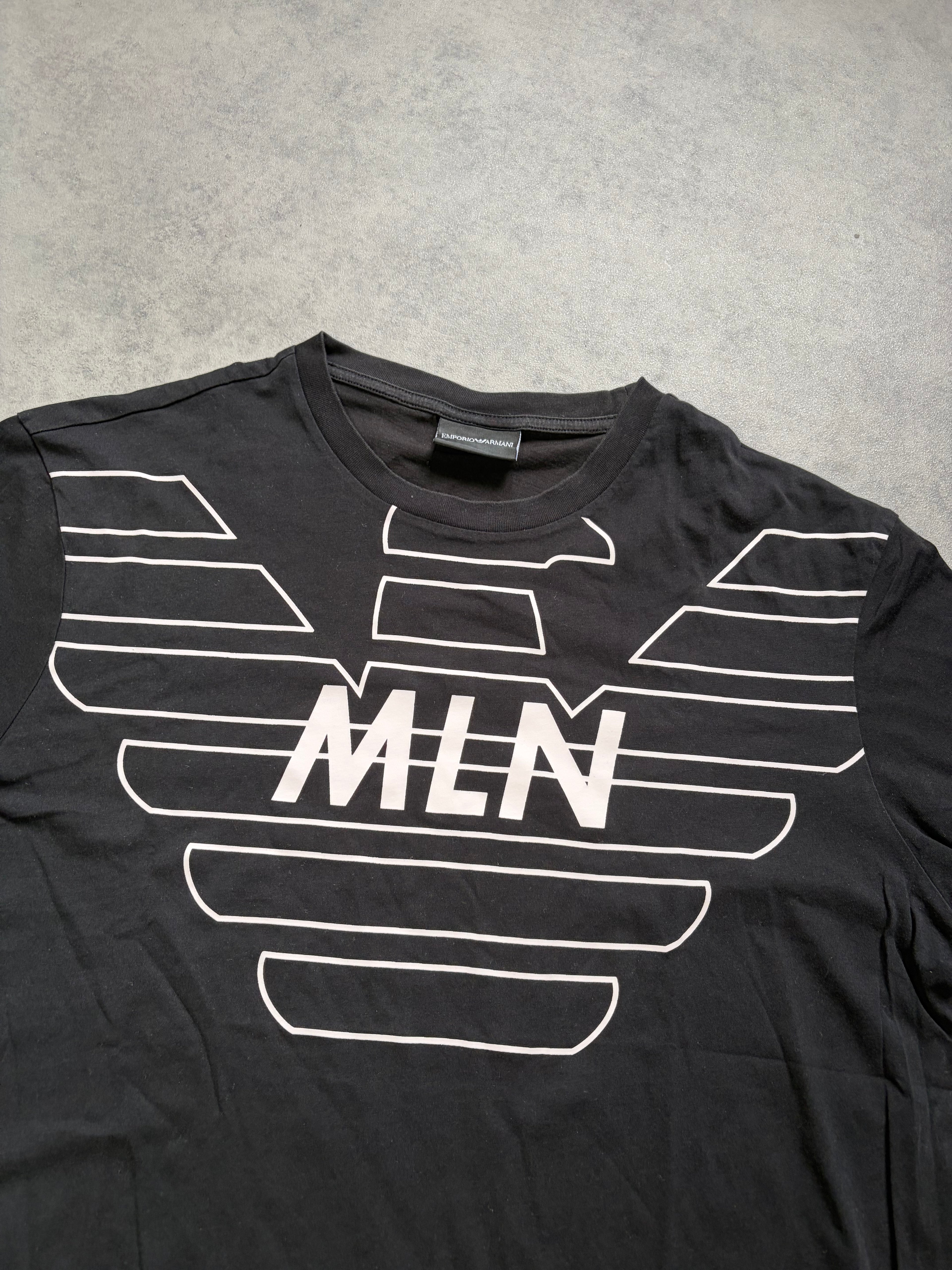 Armani T-Shirt (M)
